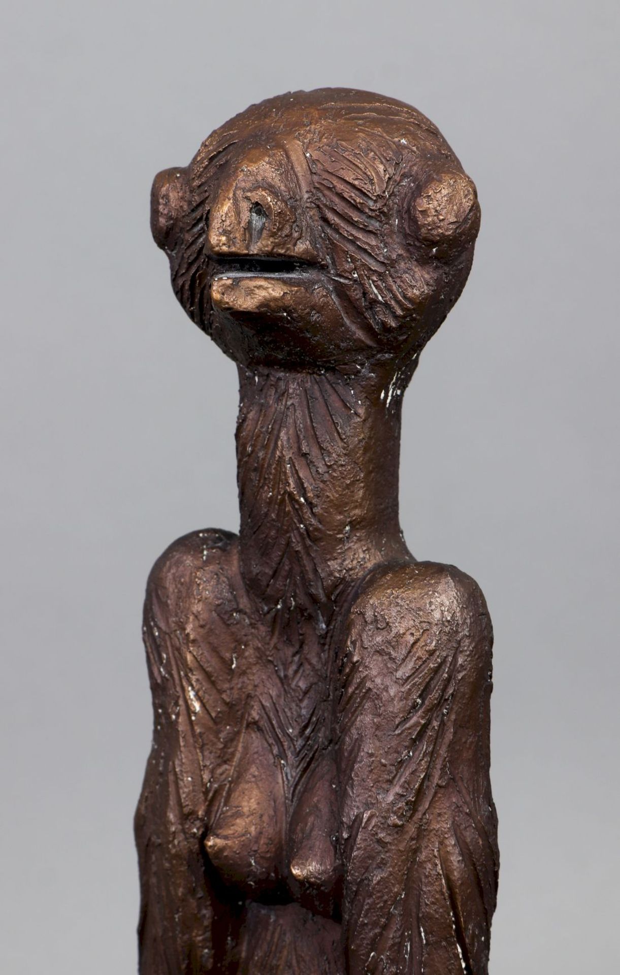 GÜNTER GRASS (1927 - 2015) Bronzefigur ¨Vogelfrau I¨ - Bild 3 aus 4