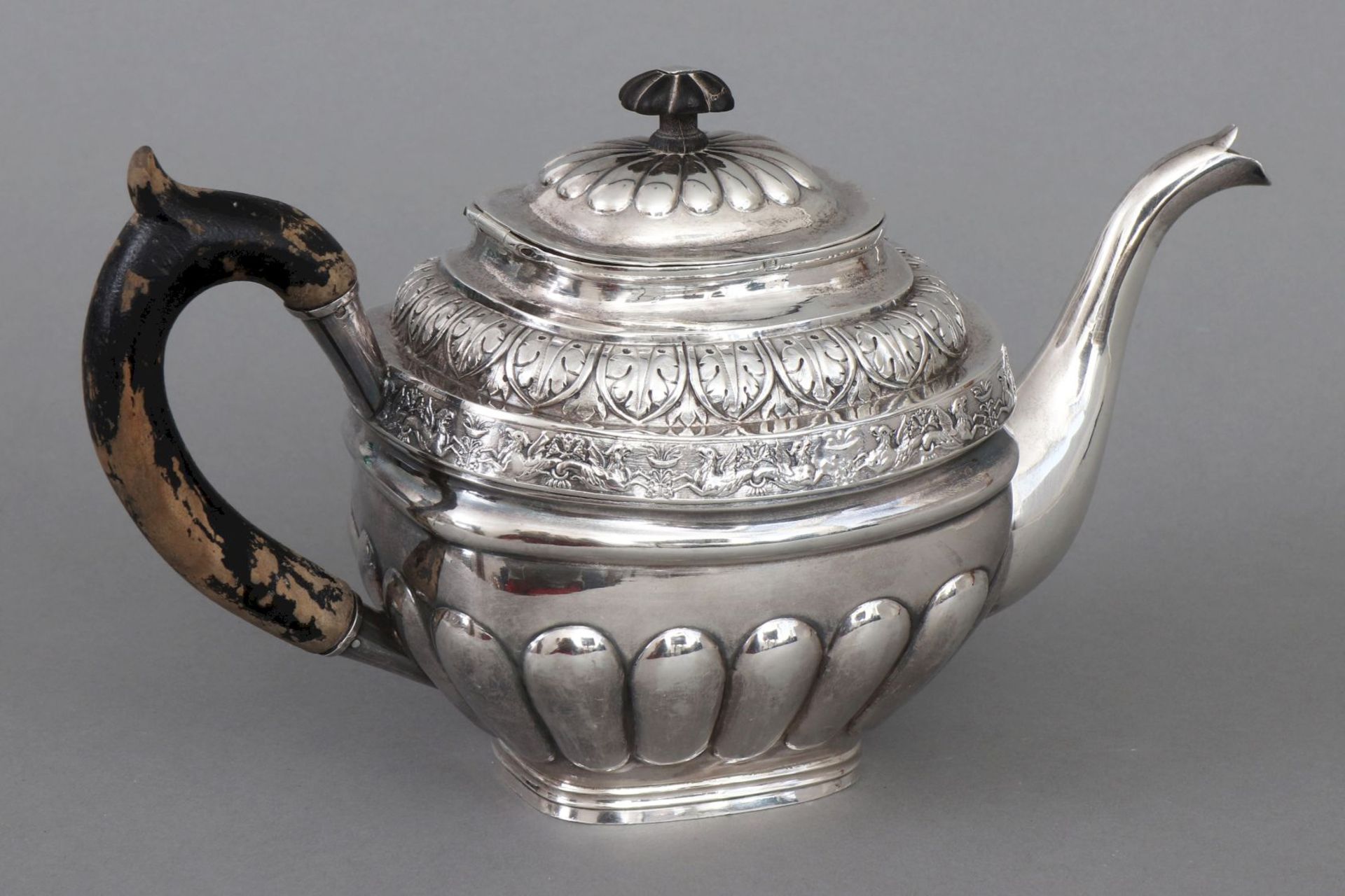 Russische Silber Teekanne des Empire - Bild 2 aus 3
