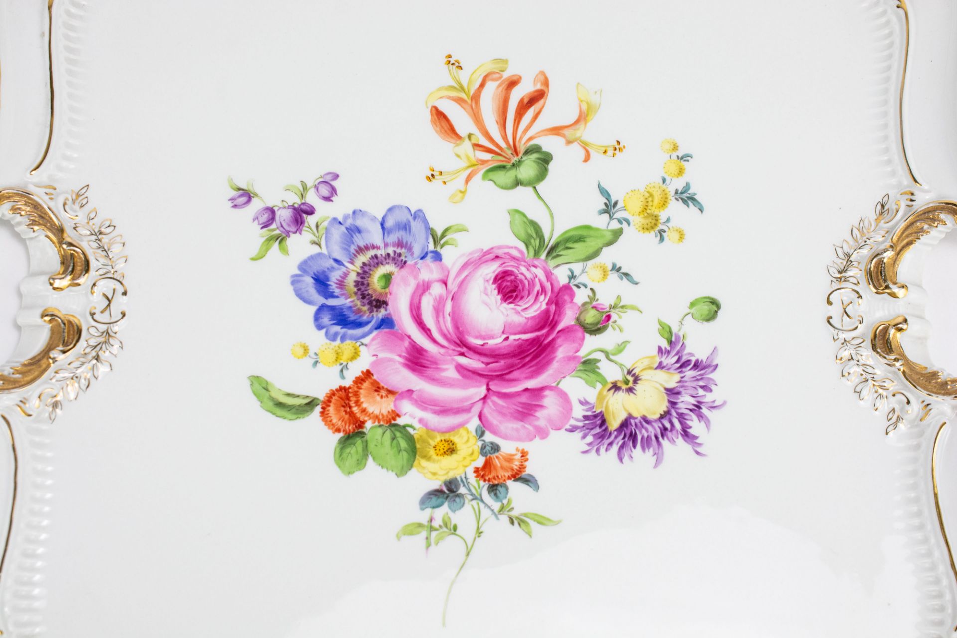 Meissen Prunk-Tablett mit Blumenbouquet - Bild 2 aus 5