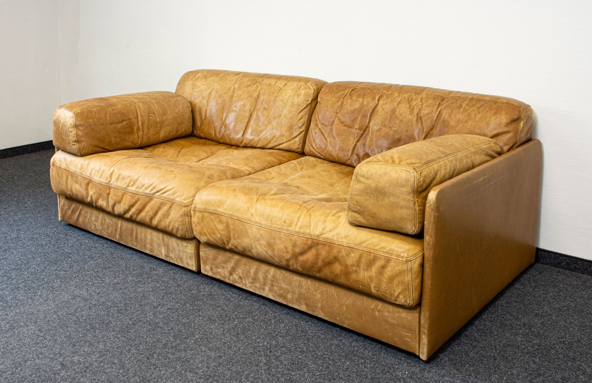 Zweisitzer-Sofa 'DS 76' - Bild 2 aus 4