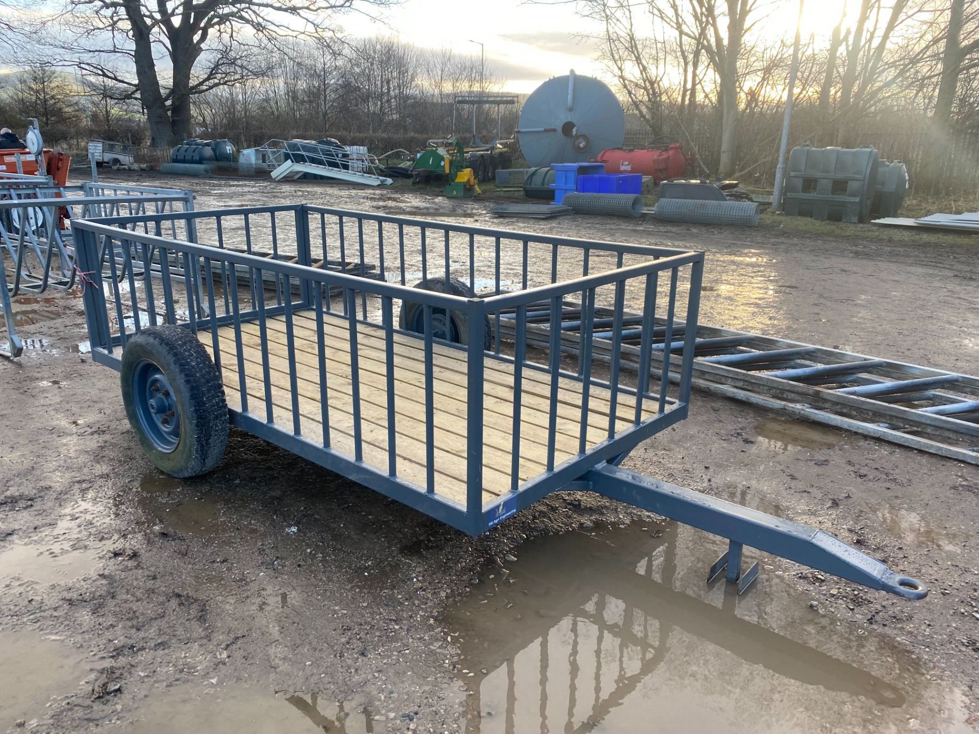 10FT SHEEP FEED TRAILER - Image 2 of 3