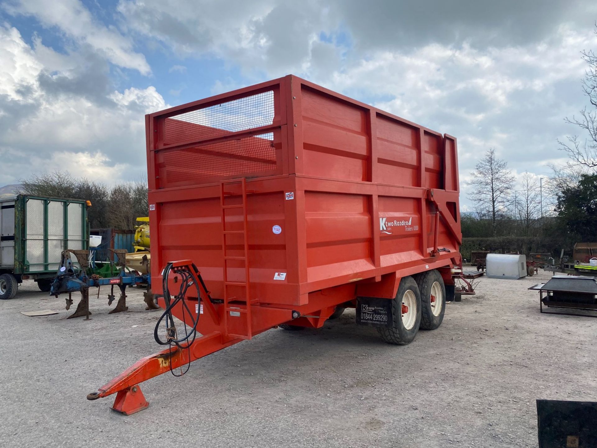 K TWO RODEO SILAGE TRAILER