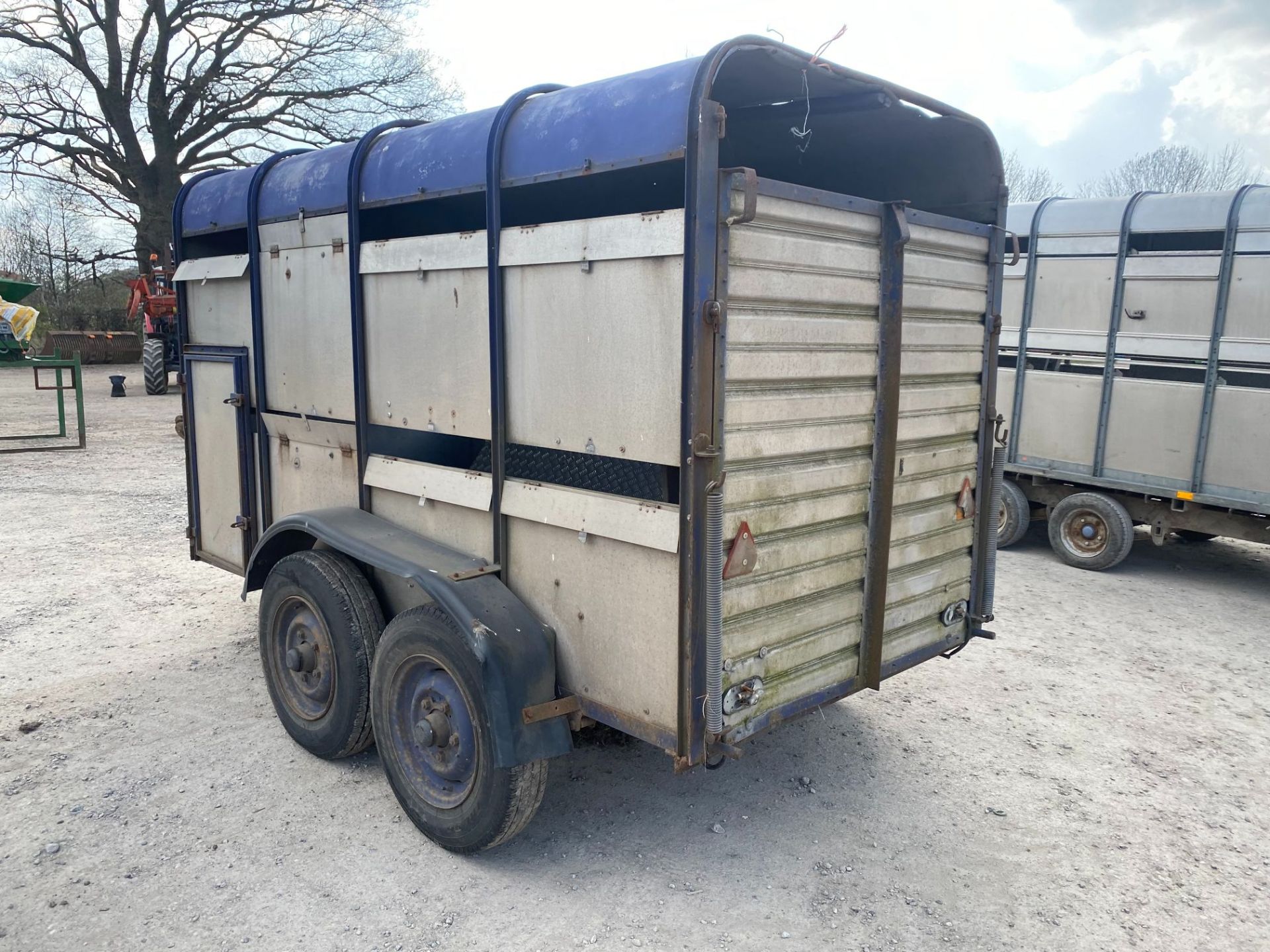 I WMS LIVESTOCK TRAILER - Image 2 of 3