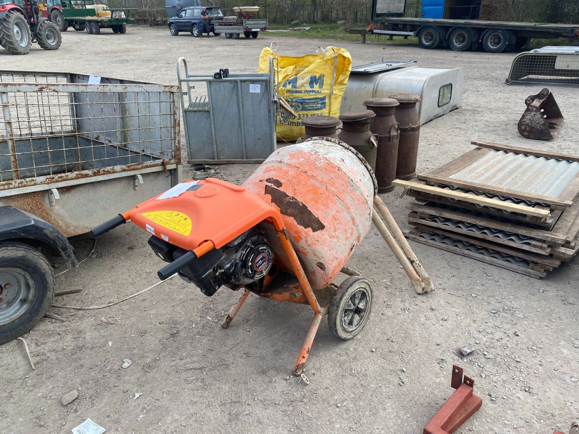 MINIMIX 150 CEMENT MIXER