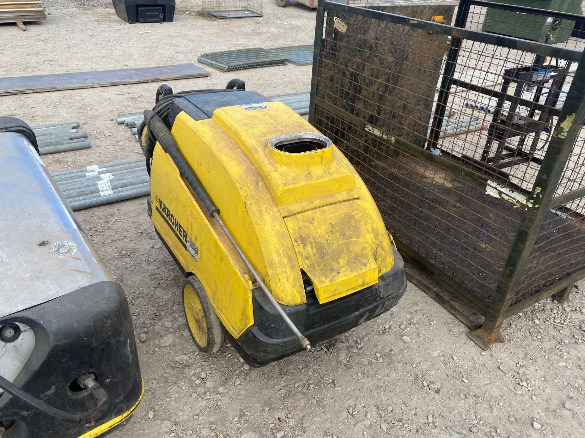KARCHER POWER WASHER - Image 2 of 2