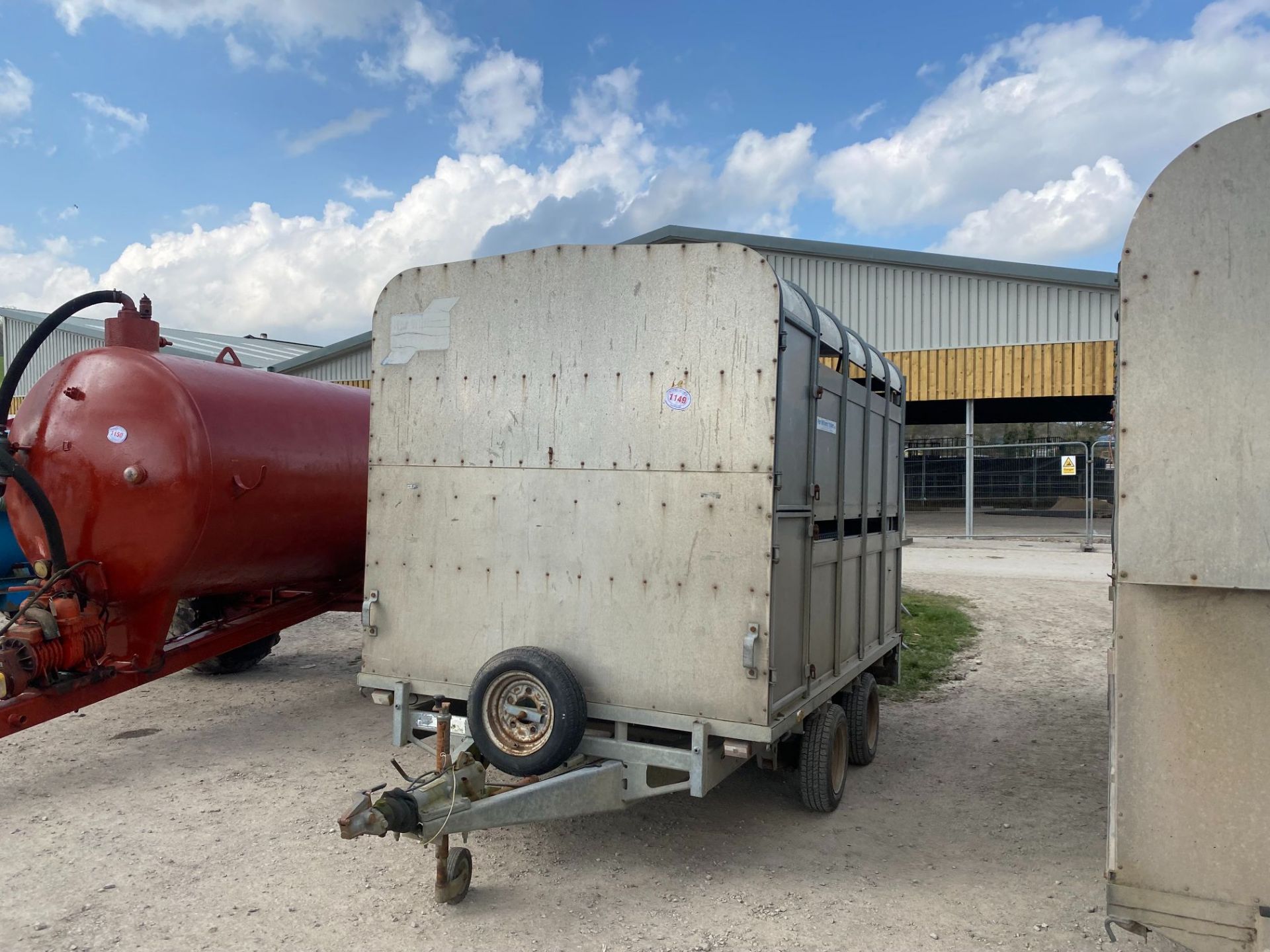 IWMS 10FT LIVESTOCK TRAILER