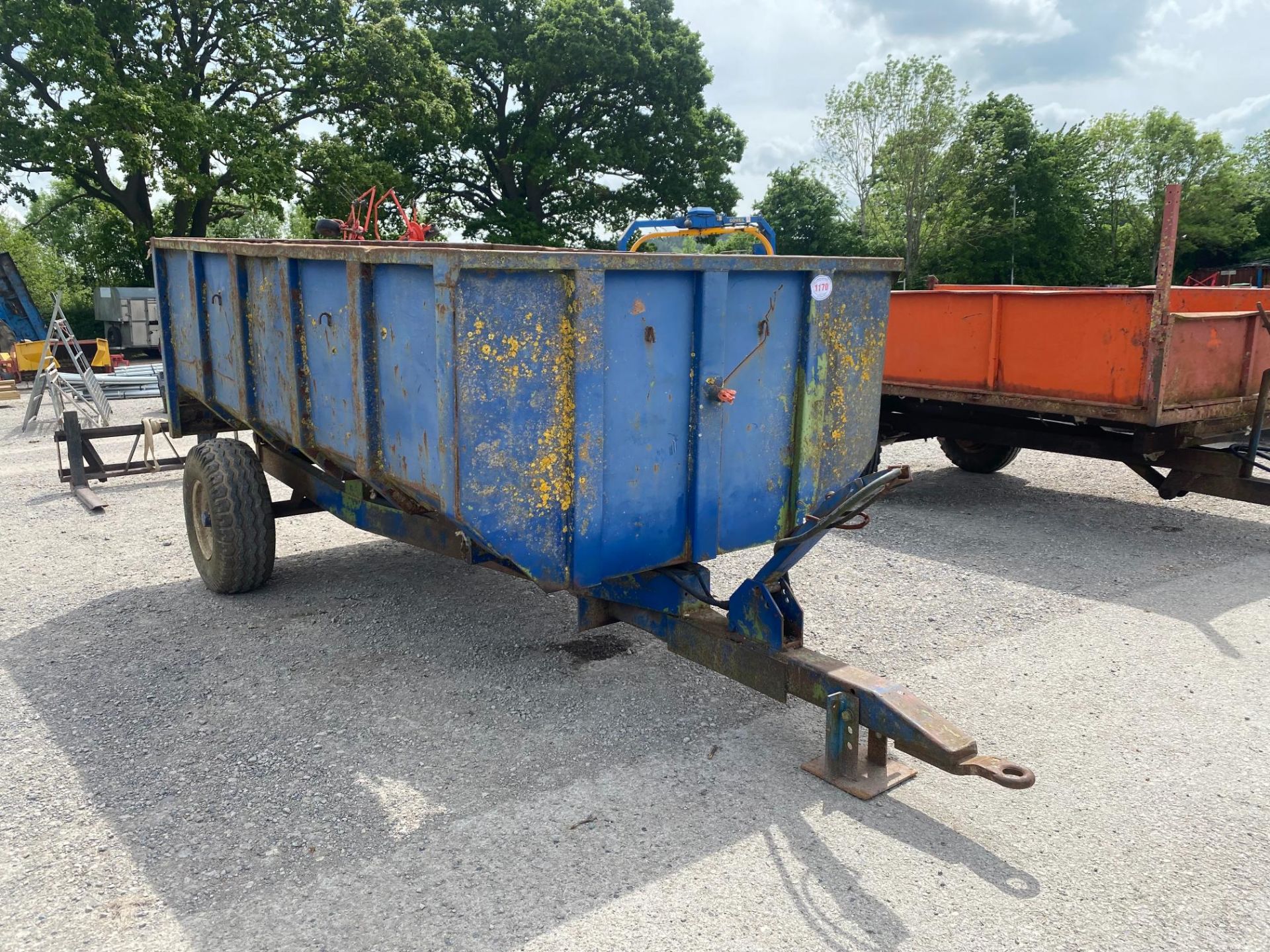 BLUE TIPPING TRAILER