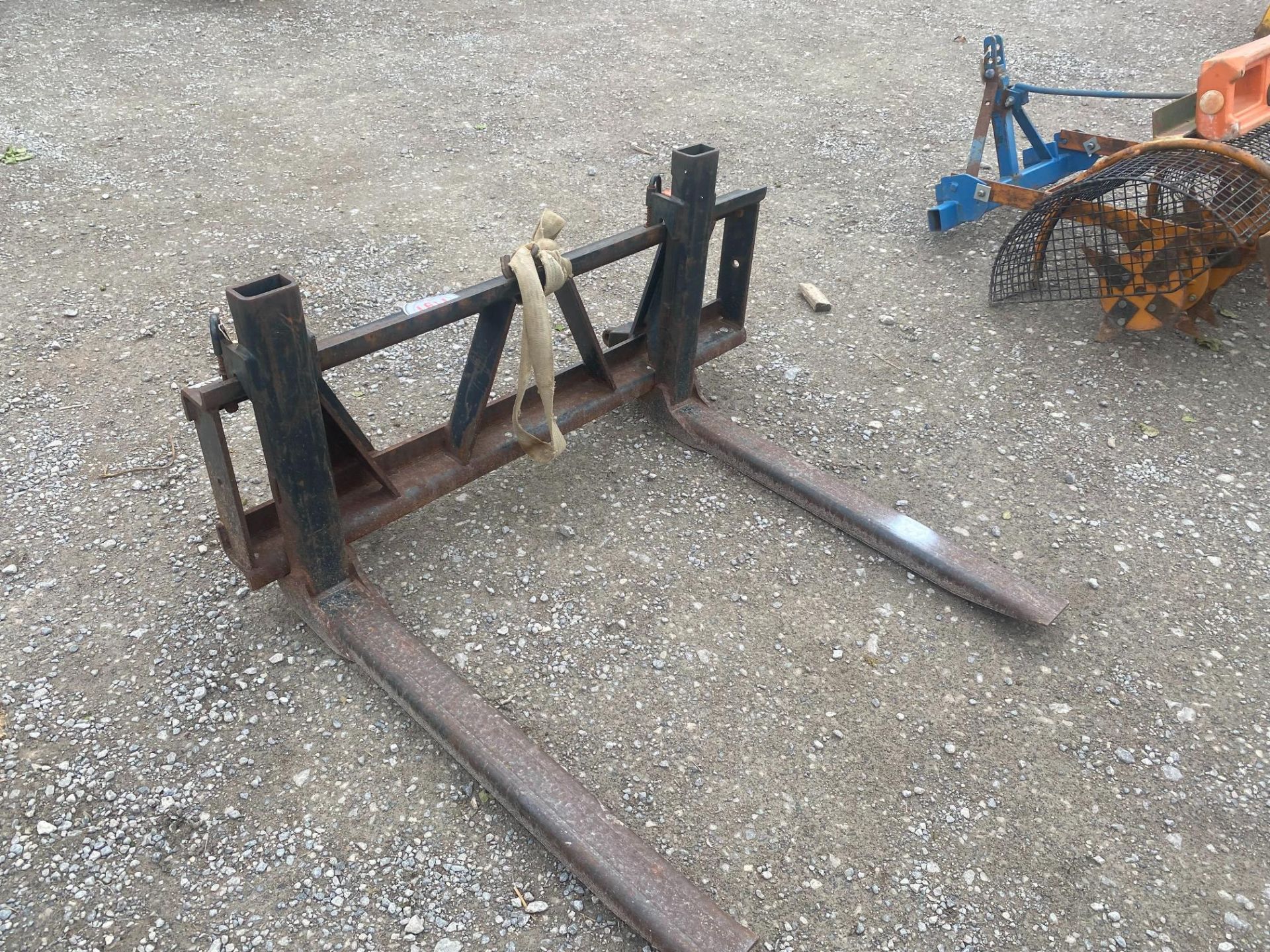 PALLET FORKS - Image 2 of 2