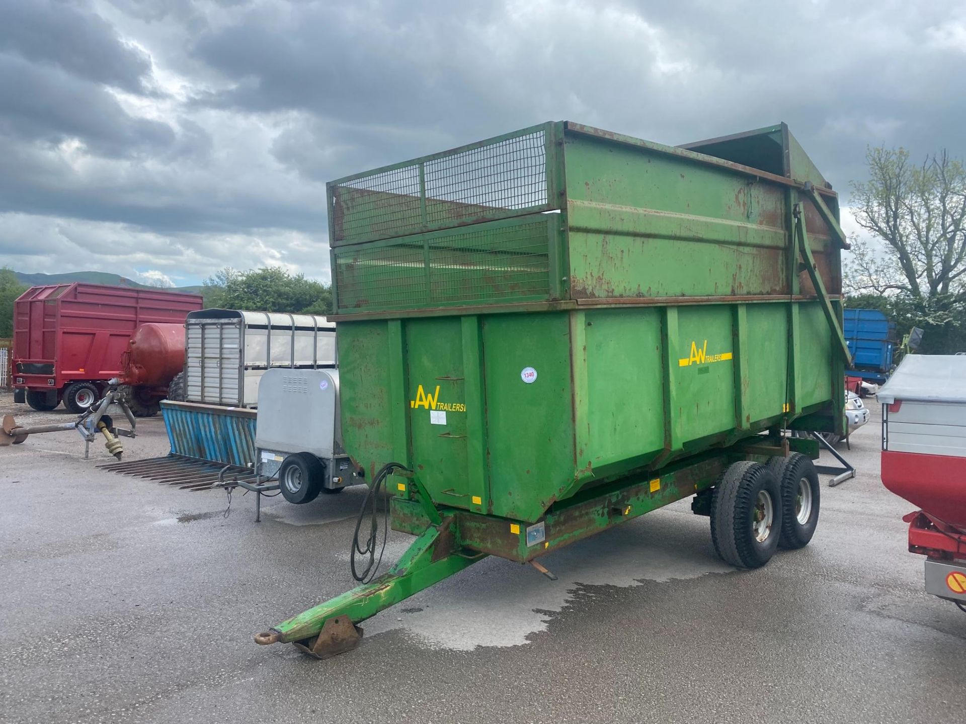 AW SILAGE TRAILER 8TON TANDEM AXLE - Image 3 of 5