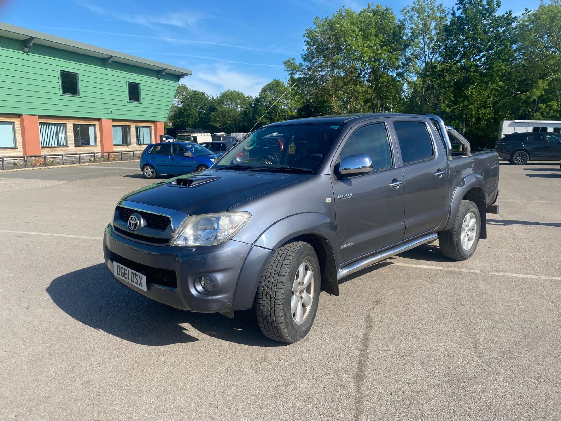 TOYOTA HILUX INVINCIBLE DG61 OSX - Image 4 of 7