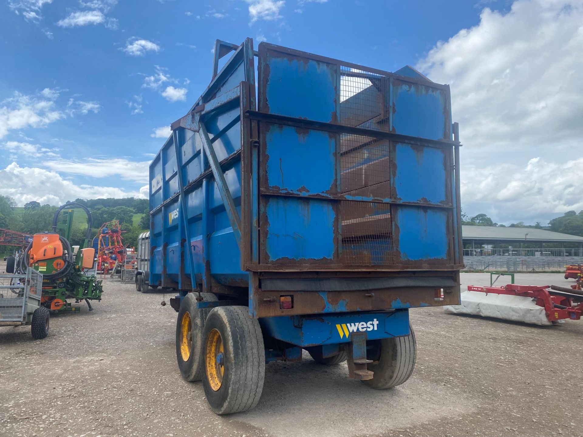 WEST TANDEM AXLE SILAGE TRAILER 10TON - Image 3 of 3