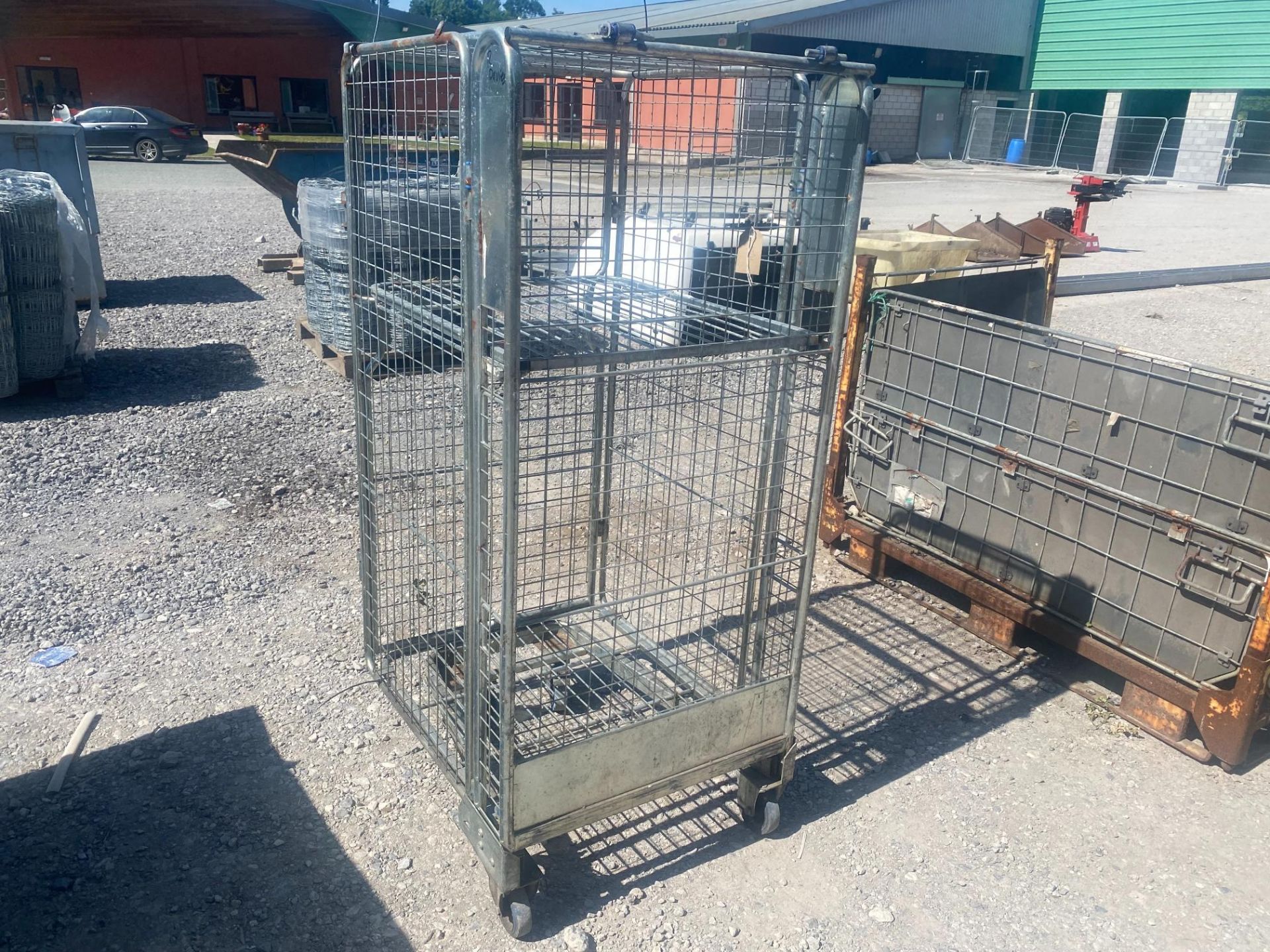 MESH CAGE TROLLEY - Image 2 of 2