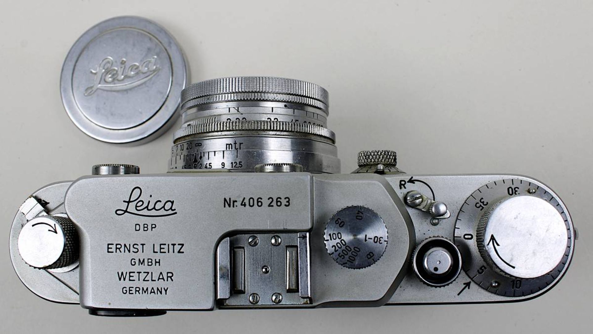 Leica III, wohl III B (?), Kleinbild-Sucherkamera, Ernst Leitz Wetzlar, um 1938 o. 1940er Jahre, Nr. - Bild 2 aus 2