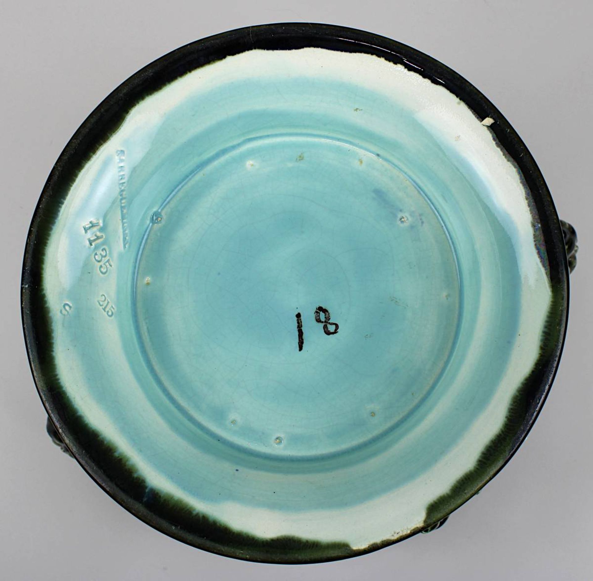 Sarreguemines Keramik Majolika-Cachepot, Utz Schneider & Cie um 1900, Keramik, heller Scherben, - Bild 3 aus 3