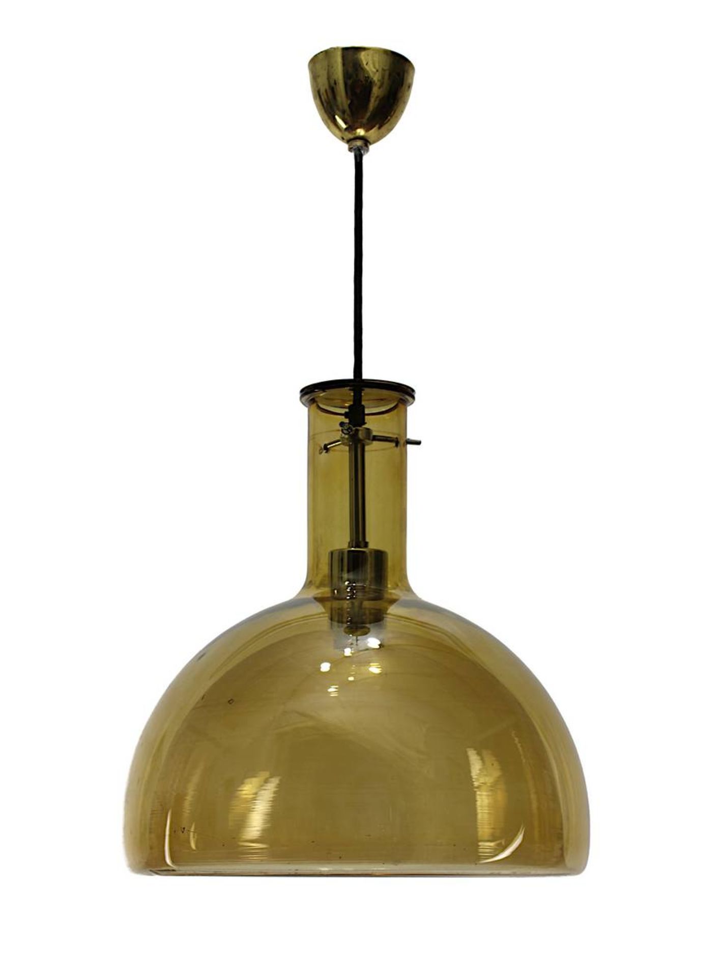 Pendelleuchte aus cognacfarbenem Glas, um 1970, großer in Form geblasener Glaslampenschirm mit