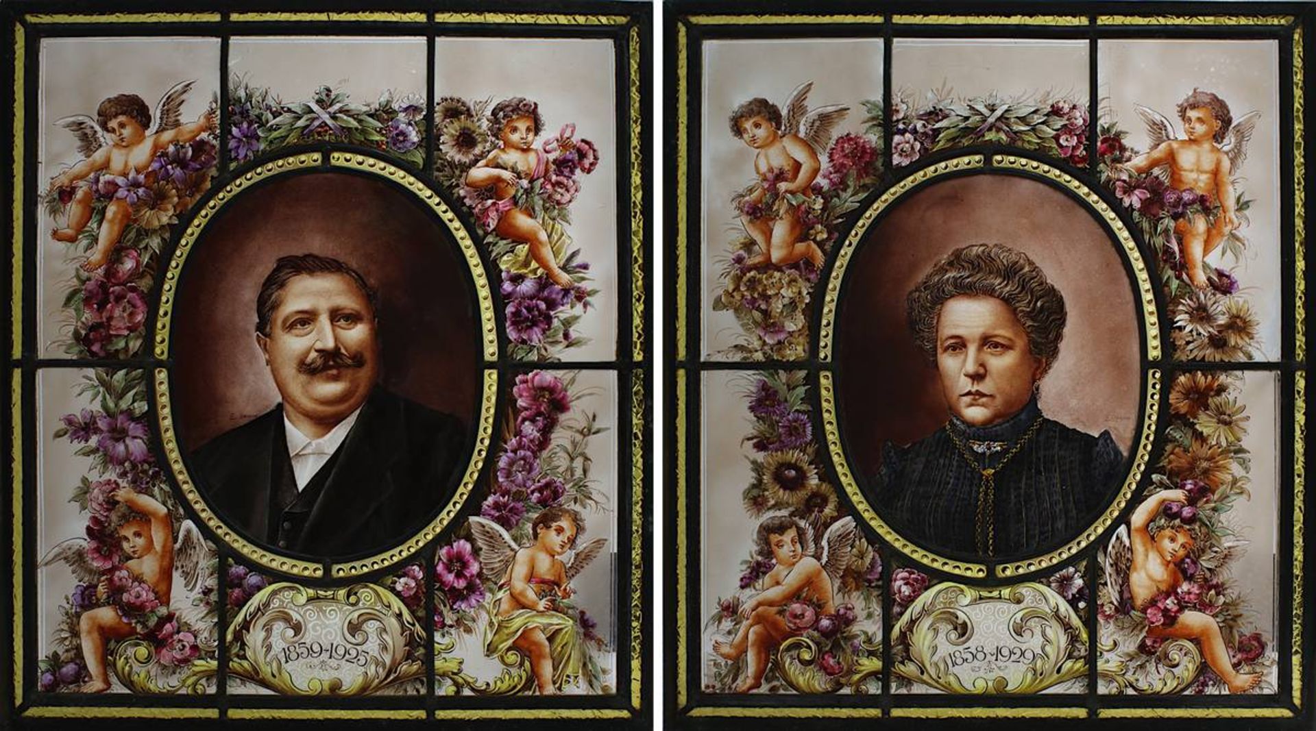 Dezone, E. (Glasmaler um 1930), 2 Portrait-Glasfenster mit Bildnissen eines Ehepaars, handgemalt,