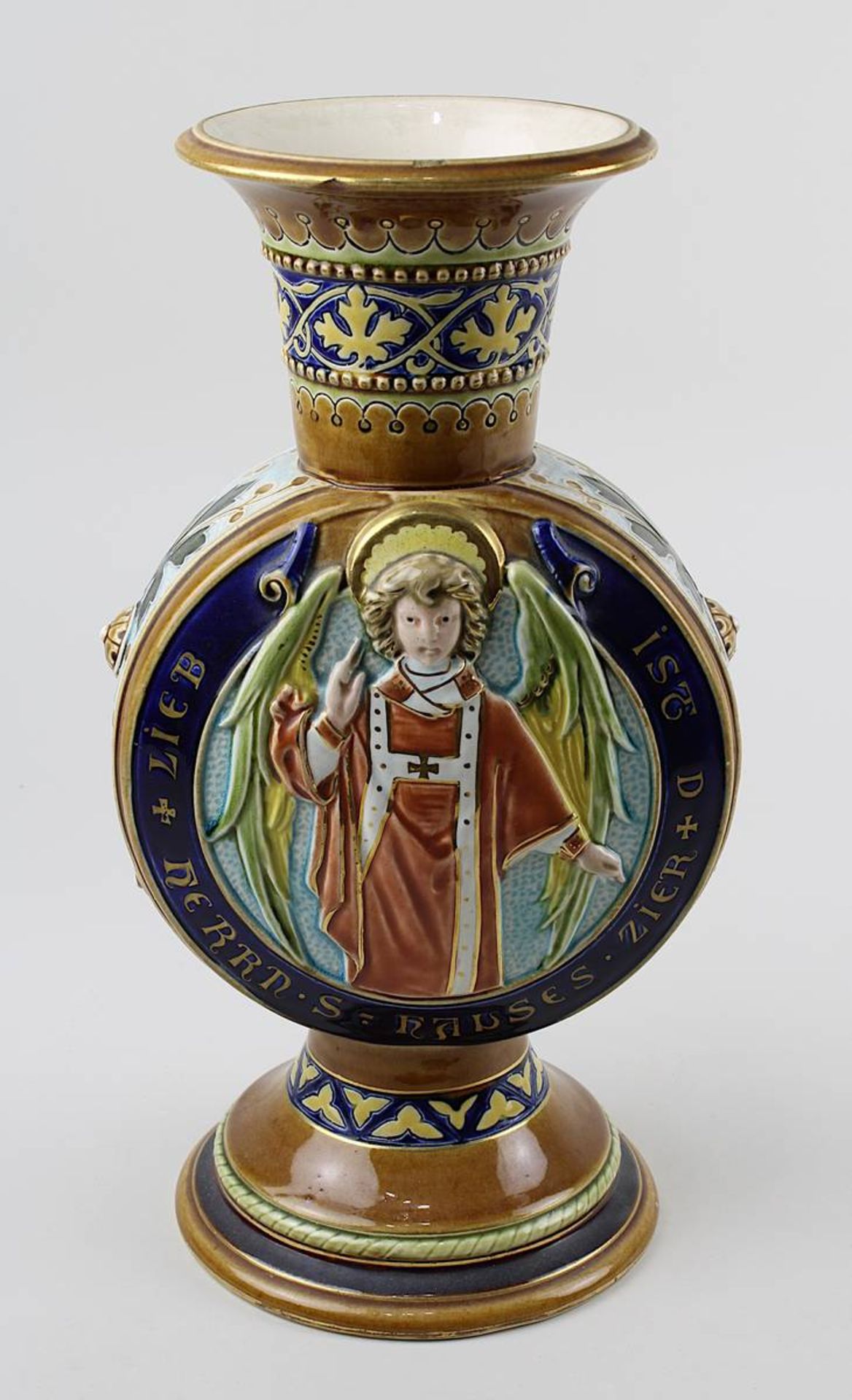 Villeroy & Boch Mettlach Vase mit Engelmotiv, Keramik heller Scherben, Außenwandung mit reliefiertem