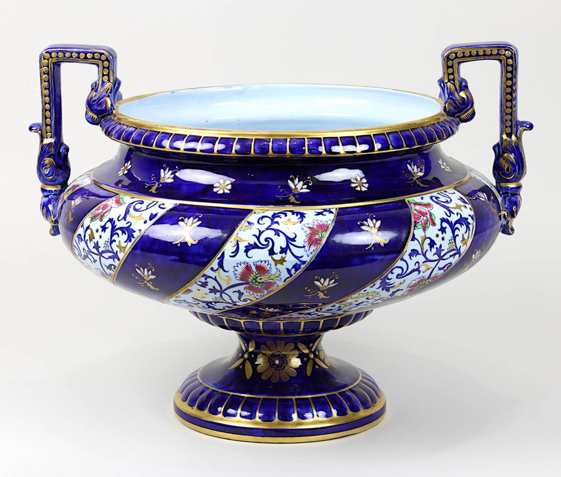 Cachepot mit Kobaltblau, Sarreguemines um 1900, flache Vasenform mit eckigen Handhaben mit