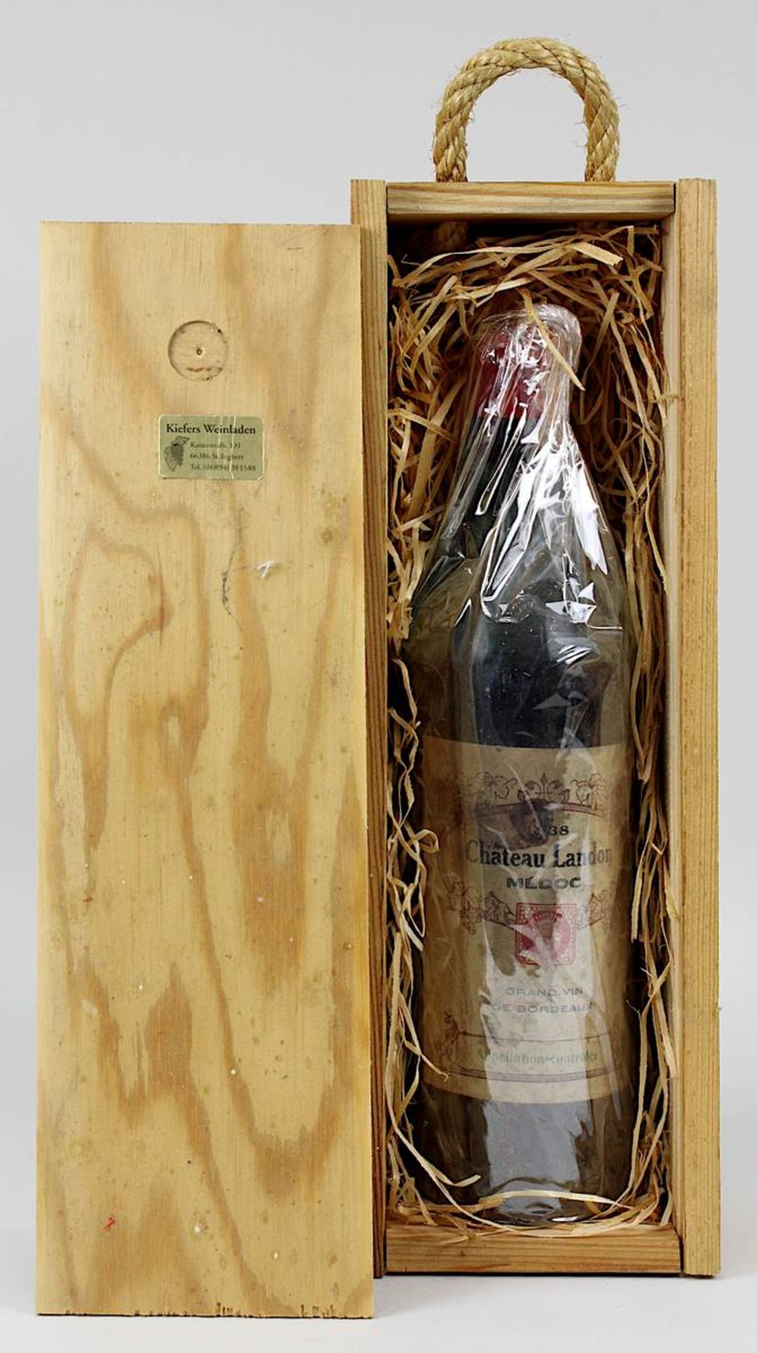 Eine Flasche 1938er Château Landon, Médoc, Bordeaux, Füllhöhe: untere Schulter, 3158 - 0003