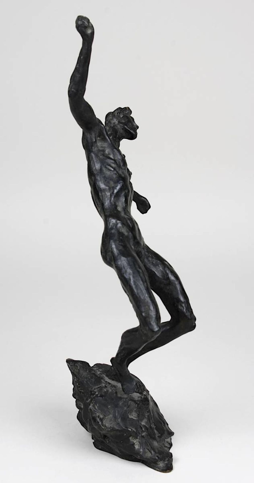 Breker, Arno (Elberfeld/Wuppertal 1900 - 1991 Düsseldorf), "Ikarus", Bronzefigur mit dunkler - Bild 5 aus 6