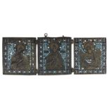Bronzeikone/Reiseikone als Triptychon mit Deesis, Russland 19. Jh., farbig emailiert, mittig