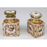 Paar Porzellan-Flacons, Frankreich um 1850, Außenwandung jew. mit Kartuschen mit farbiger und