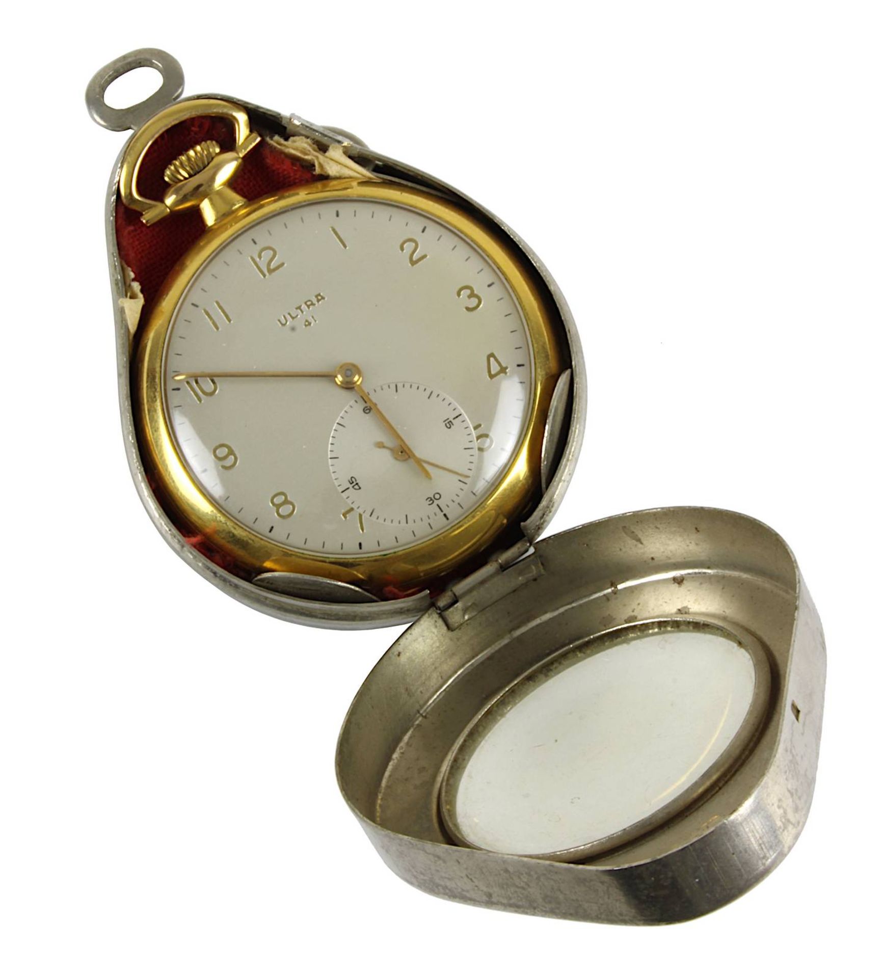 Herrentaschenuhr Ultra, Frankreich M. 20. Jh., Gehäuse vergoldet, Rückdeckel mit Streifendekor,