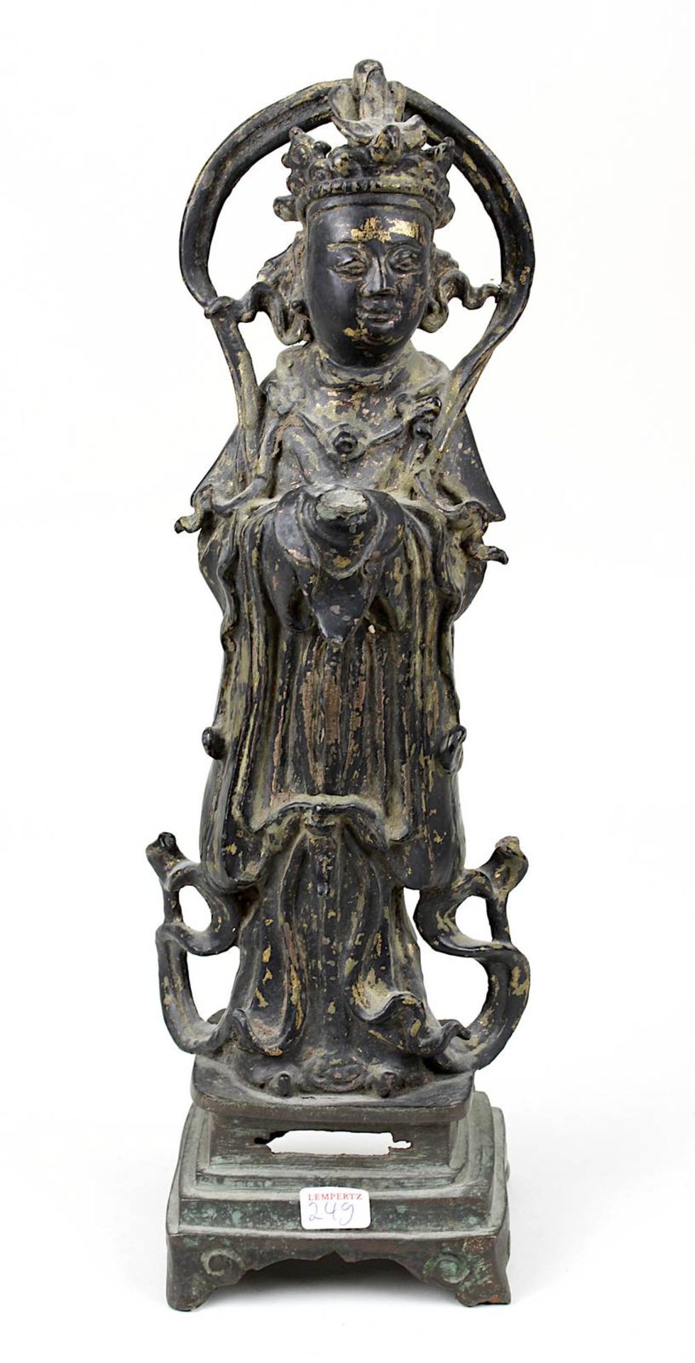 Stehende Figur der Xi Wang Mu, Bronze, China wohl 16./17. Jh., Bronze mit Resten von Vergoldung, die