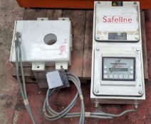 Safeline 30H Metal Detector, loading free of charge - yes, lot located in Bradford, West