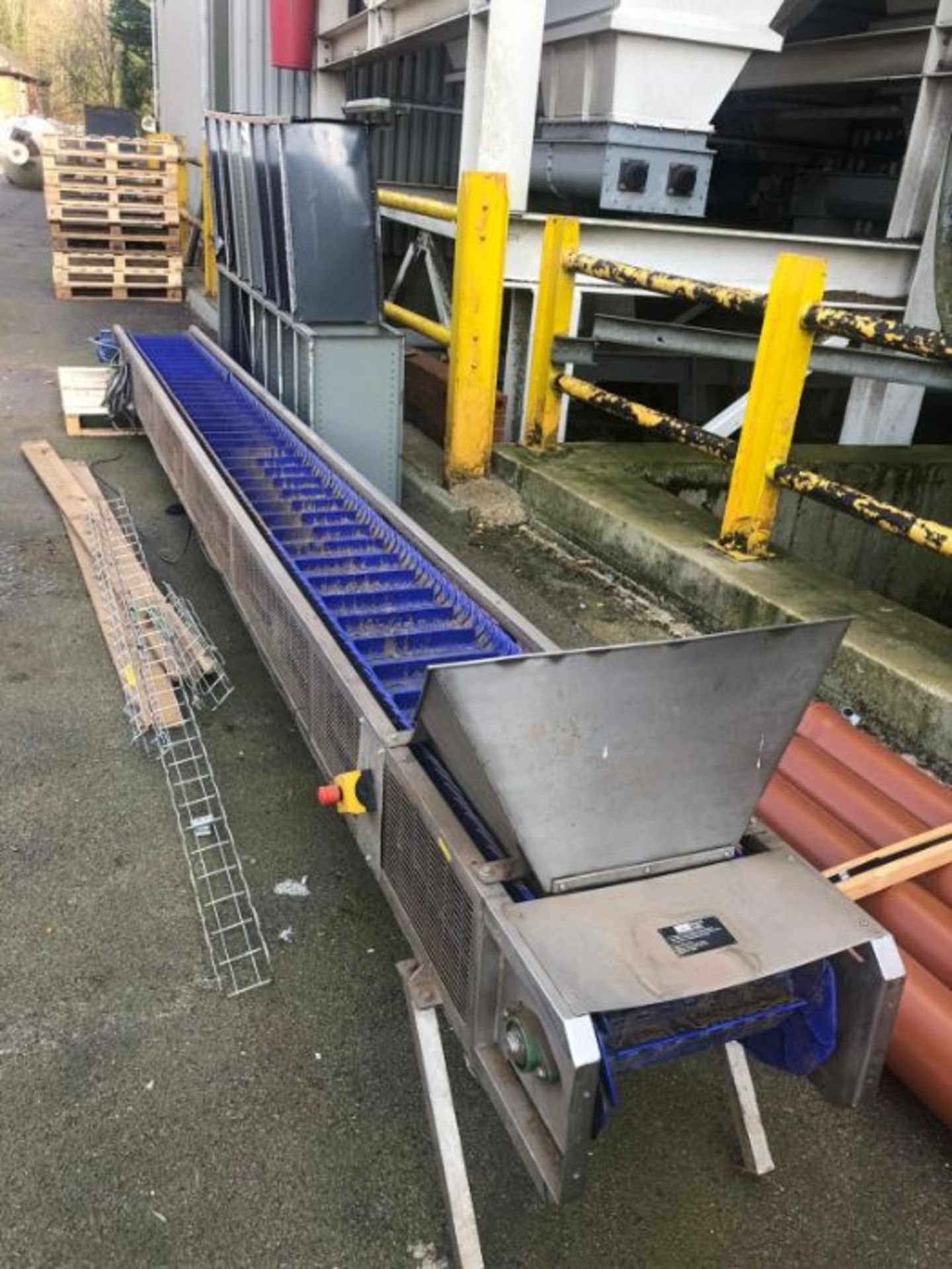 Stainless Steel Cased Plastic Slat Conveyor Elevator, 600mm wide x 6800mm long, Lot located at Islip