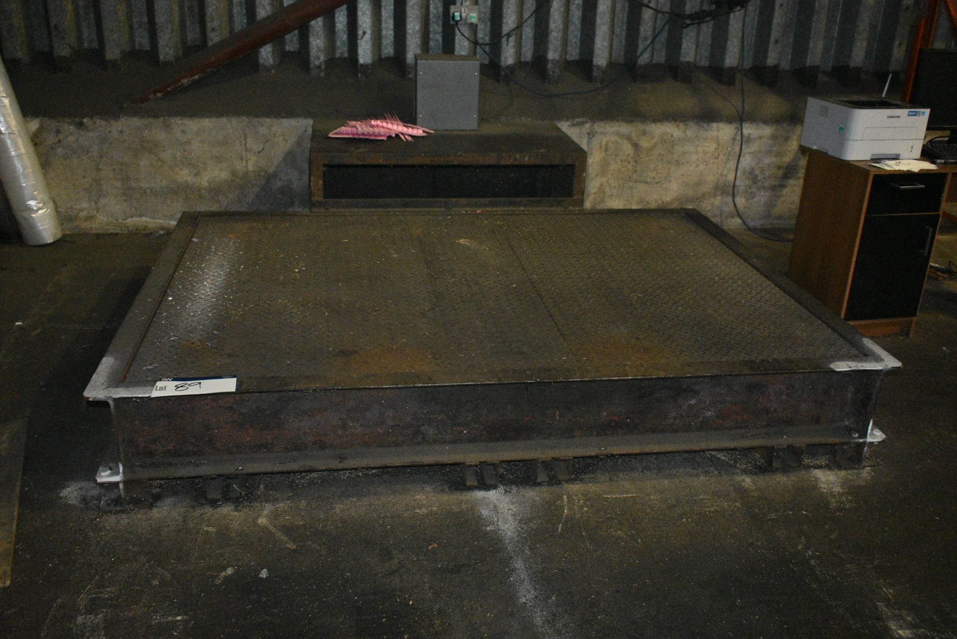 STEEL LOAD CELL WEIGHING PLATFORM, approx. 2.13m x - Image 2 of 3