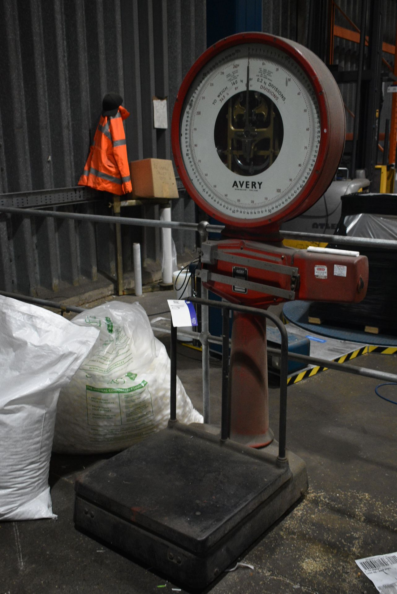 Avery 3205 CHE 110kg capacity Dial Indicating Portable Platform Weighing Machine, serial no. S- - Image 2 of 4