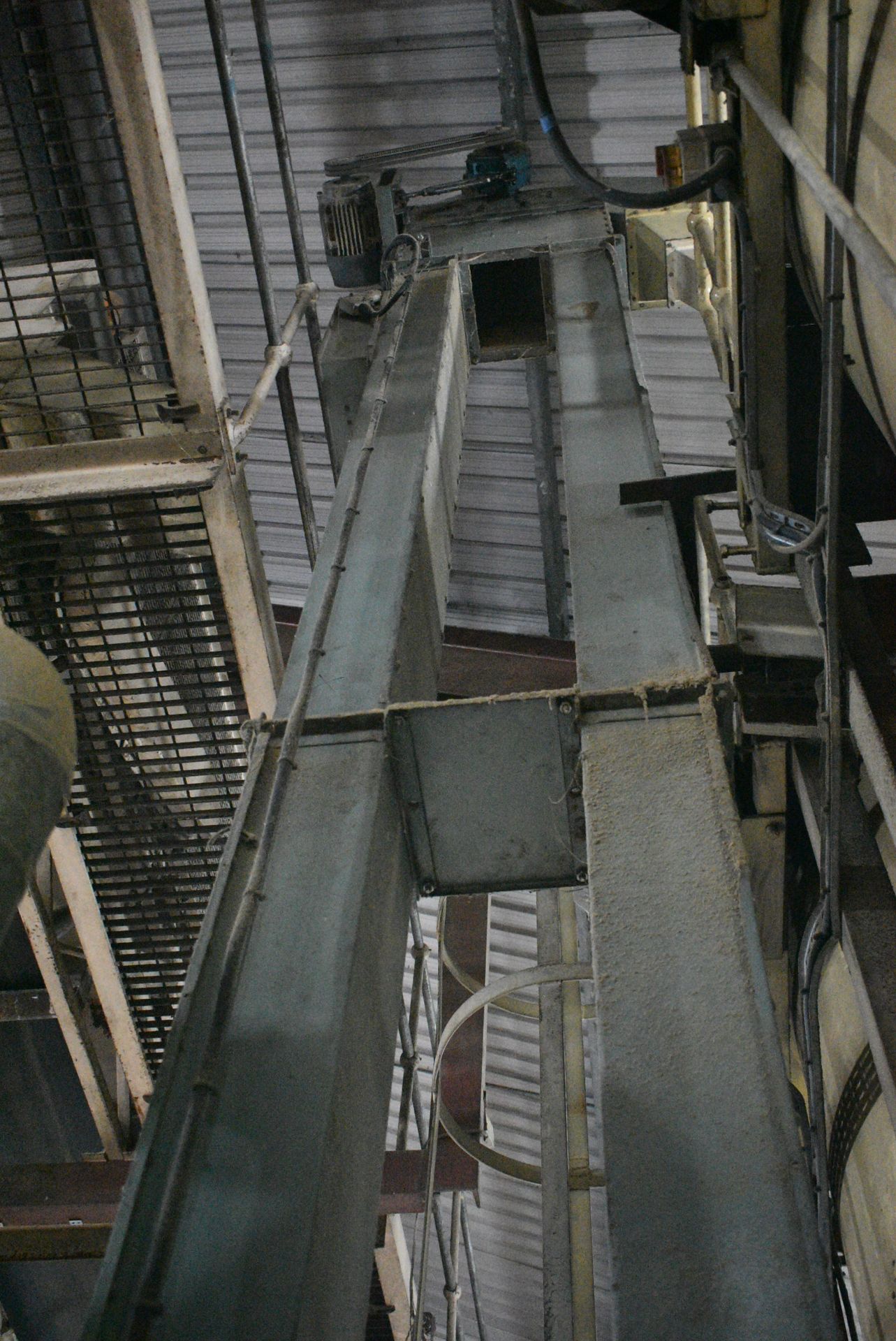 Carrier BELT & BUCKET ELEVATOR, 270mm wide on leg section, approx. 10m centres high, with electric - Image 3 of 3