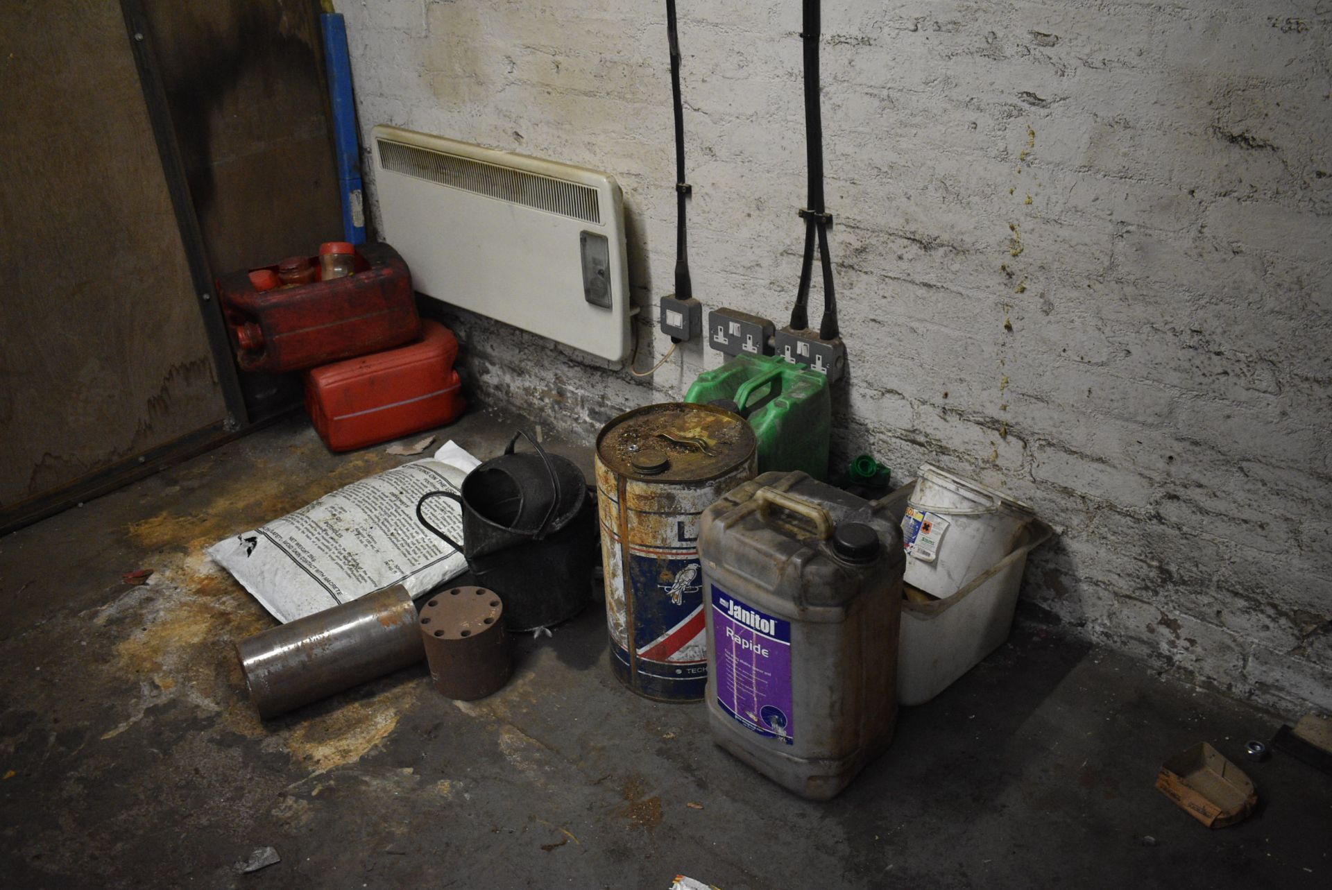 Contents of Store Room, including assorted welding - Image 2 of 7