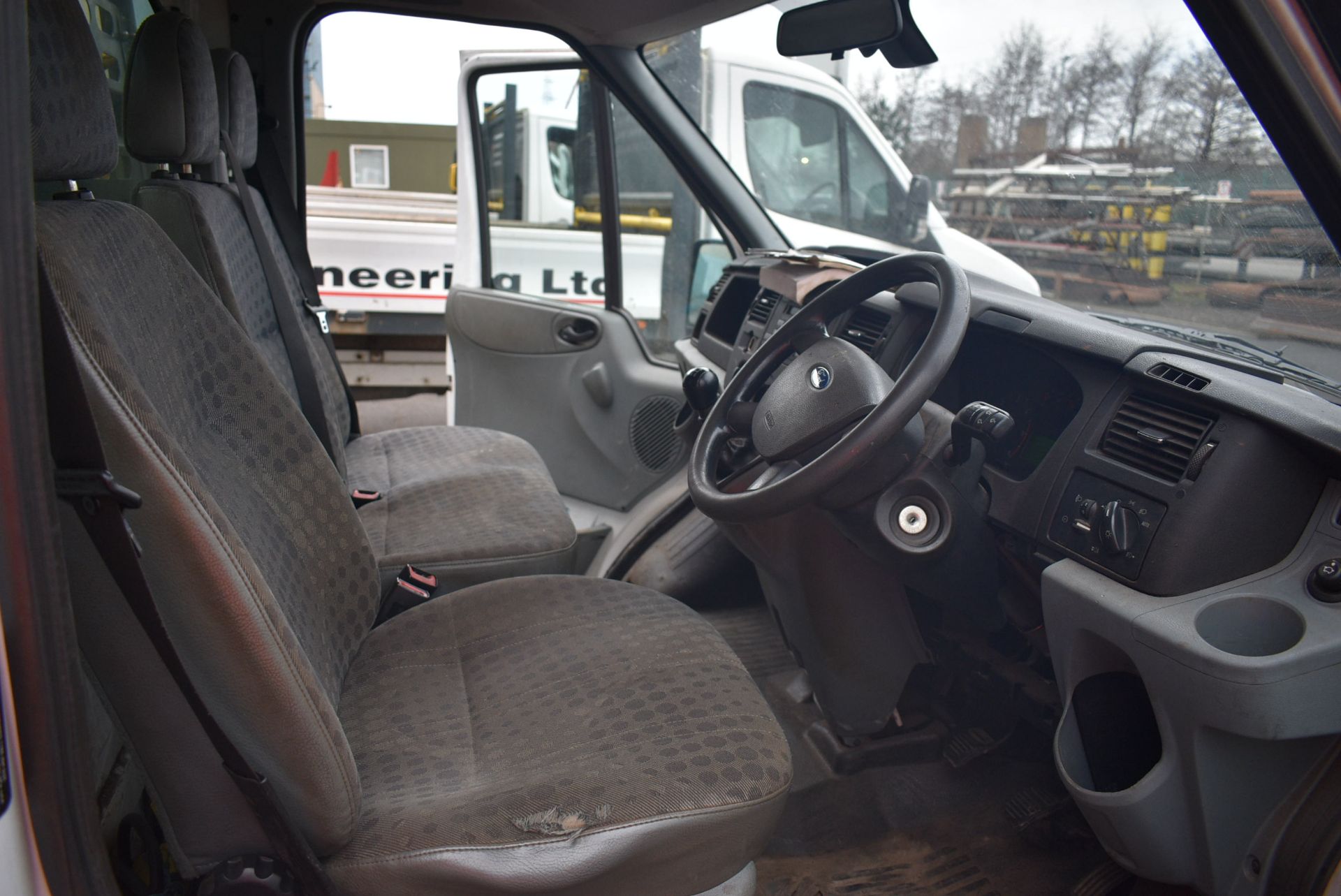 Ford TRANSIT 115 T300S FWD DIESEL DROPSIDE TRUCK, - Image 9 of 11