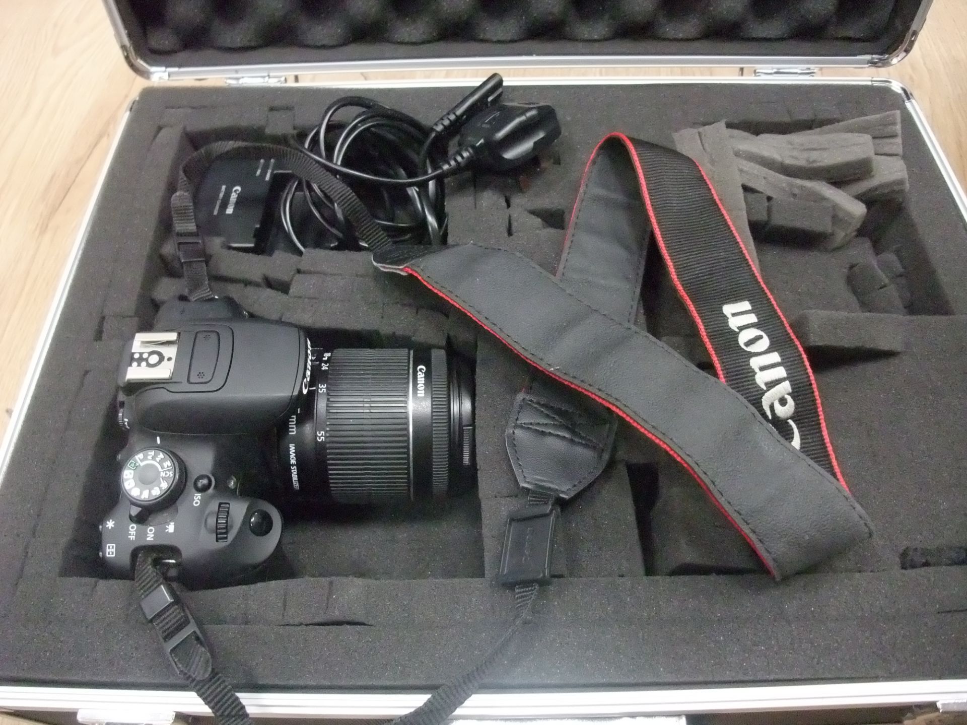 Four Cameras, including Sony DSC-H300 Camera, seri - Image 3 of 5