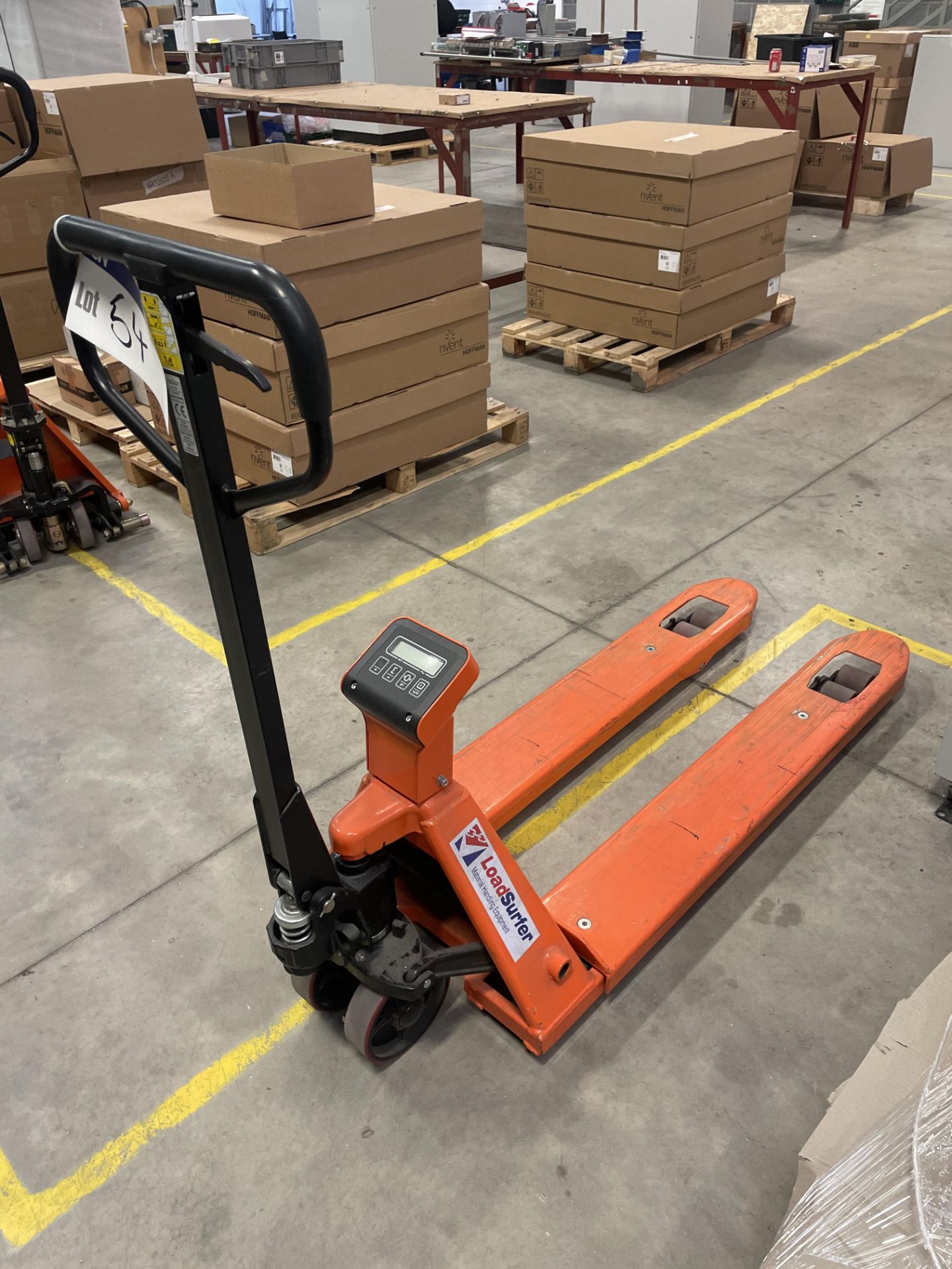 Loadsurfer Hand Hydraulic Pallet Truck, with fitted digital read outPlease read the following - Image 2 of 4