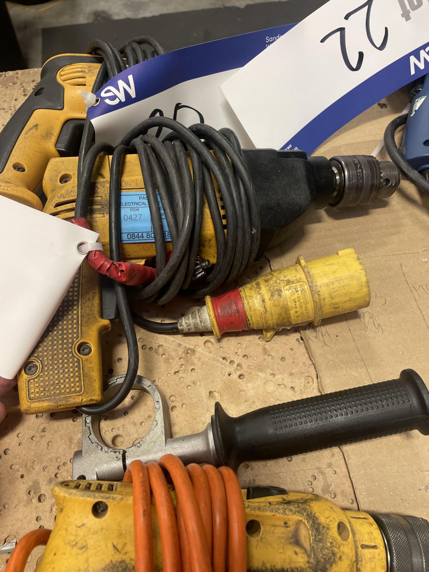 DeWalt Drill, 110VPlease read the following important notes:- ***Overseas buyers - All lots are sold