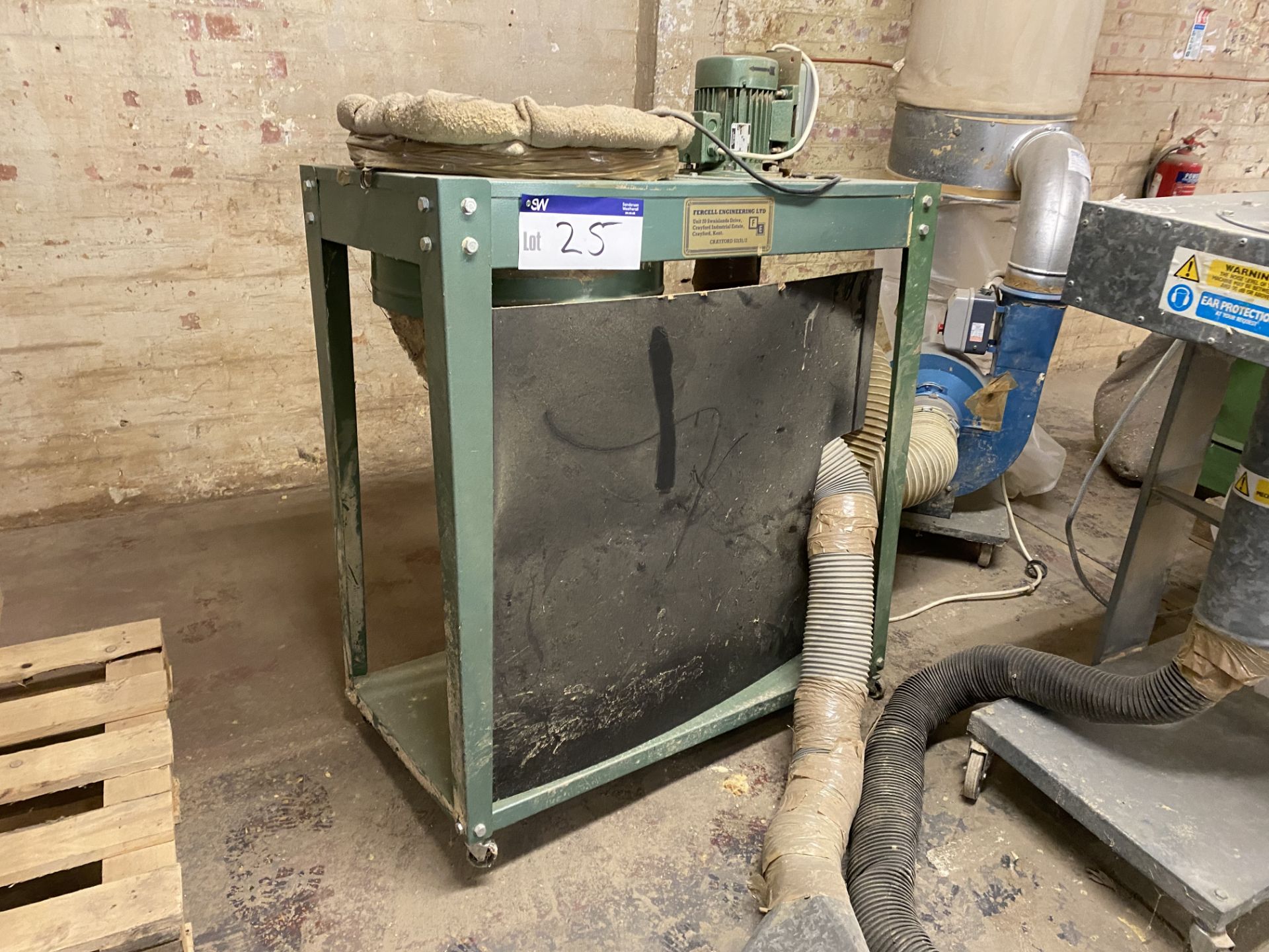 Fercell Engineering SINGLE BAG PORTABLE DUST EXTRACTION UNITPlease read the following important