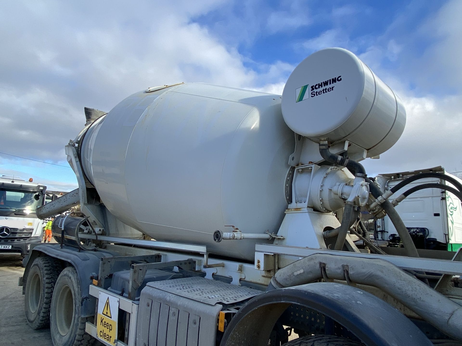 Mercedes Benz AROCS 3236 8x4 8m³ Concrete Mixer Truck, registration no. WX16 FDC, chassis no. - Image 5 of 10