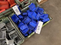 Approx. 40 Assorted Plastic Stacking Boxes (excluded container box) (no vat on hammer price on