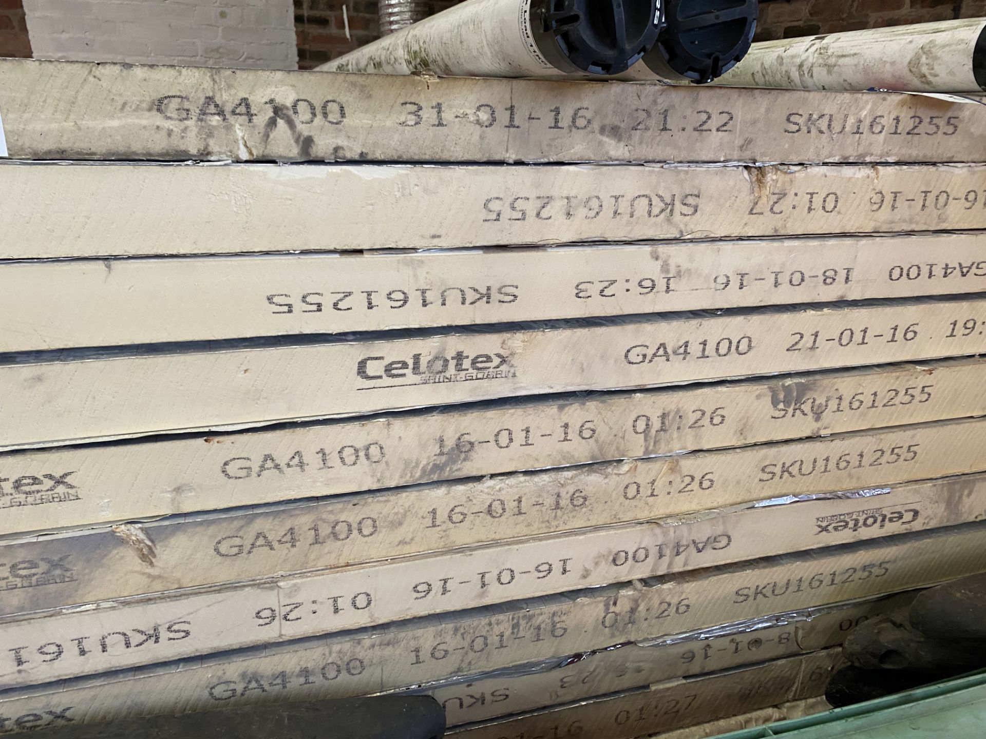 12 Celotex Insulation Panels, each 2.4m x 1.2m x 100mm (no vat on hammer price on this lot - however - Image 2 of 2