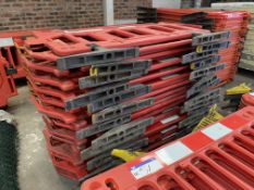 Approx. 27 Plastic Barriers, with feet (no vat on hammer price on this lot - however vat is