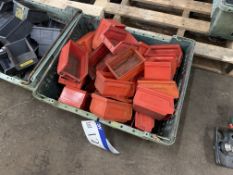 Approx. 25 Plastic Stacking Boxes (excluding plastic container box) (no vat on hammer price on