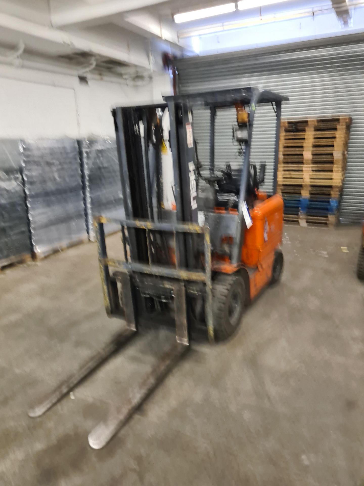 Heli HFB15 Electric Forklift, serial no. C7084, SWL 1500kg, lift height 3m, indicated hours 4667.