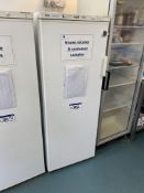 Creda Cold Store Single Door FreezerPlease read the following important notes:-Removal of Lots: A