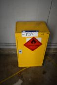 Flammables Liquids Storage CabinetPlease read the following important notes:-Removal of Lots: A sole