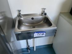 Sissons Stainless Steel Sink, approx. 450mm x 350mm Please read the following important notes:-