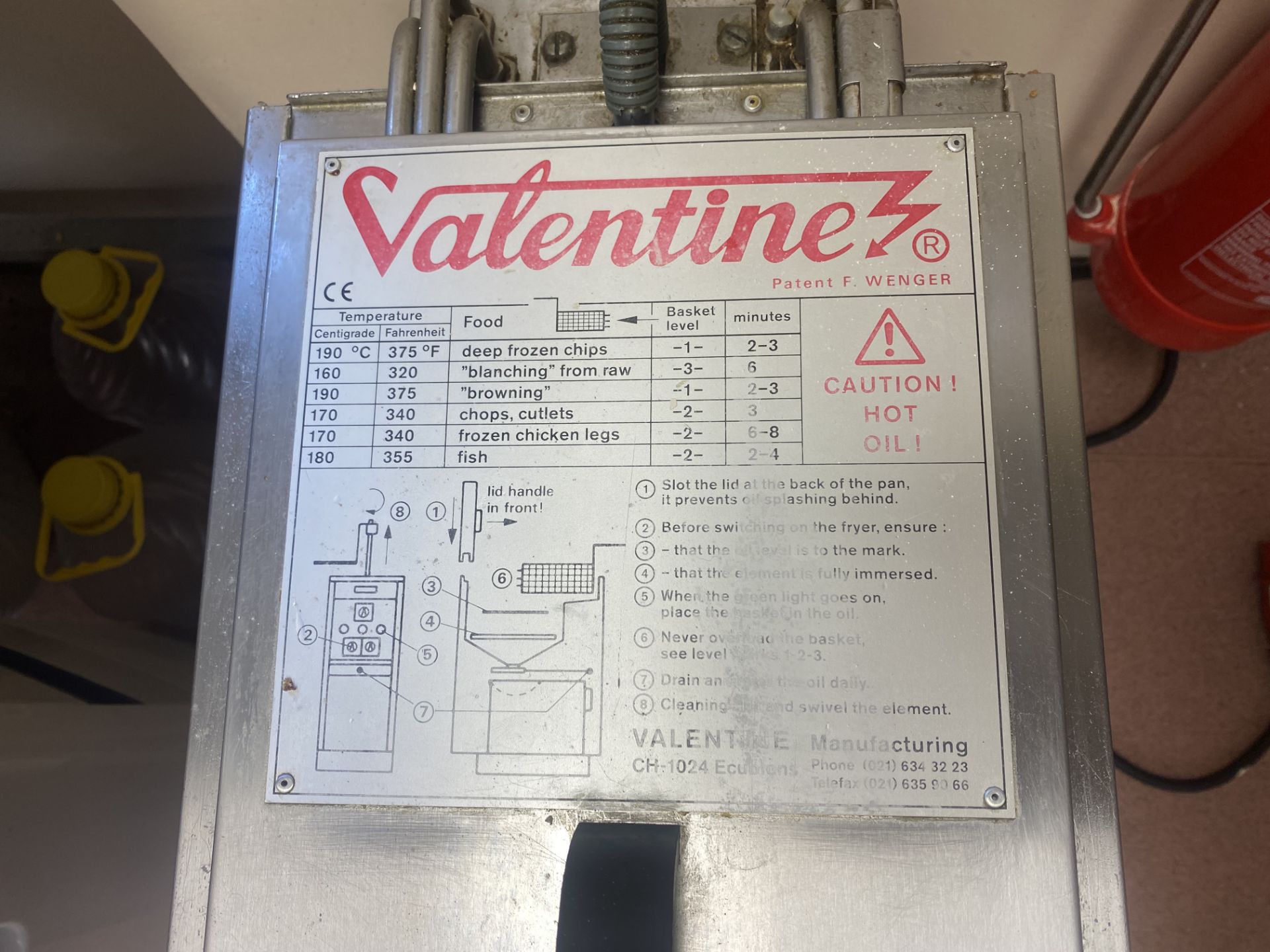 Valentine Single Basket Deep Fat Fryer, 440VPlease read the following important notes:-Removal of - Image 2 of 2