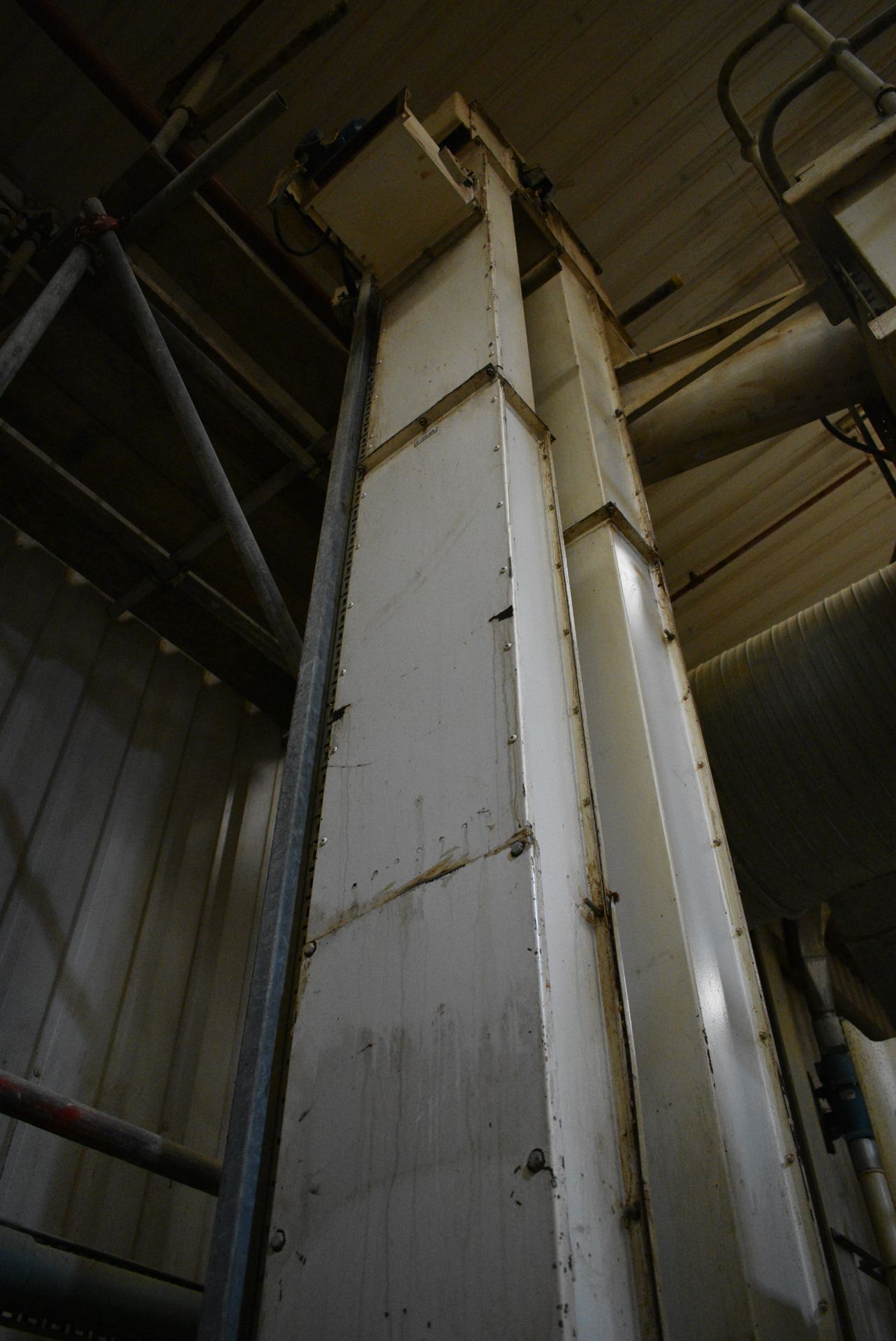 Belt & Bucket Elevator, 300mm wide on leg section, - Image 4 of 4
